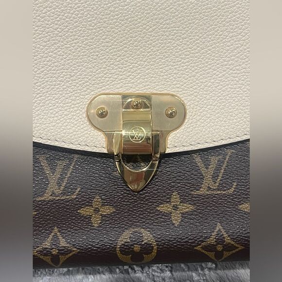 LOUIS VUITTON ST. PLACIDE - Picture 11 of 11